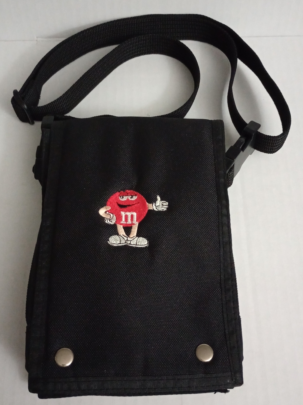 M&M's Crossbody Bag With Adjustable Strap Snap & Zip Closures ID Window Red M&M